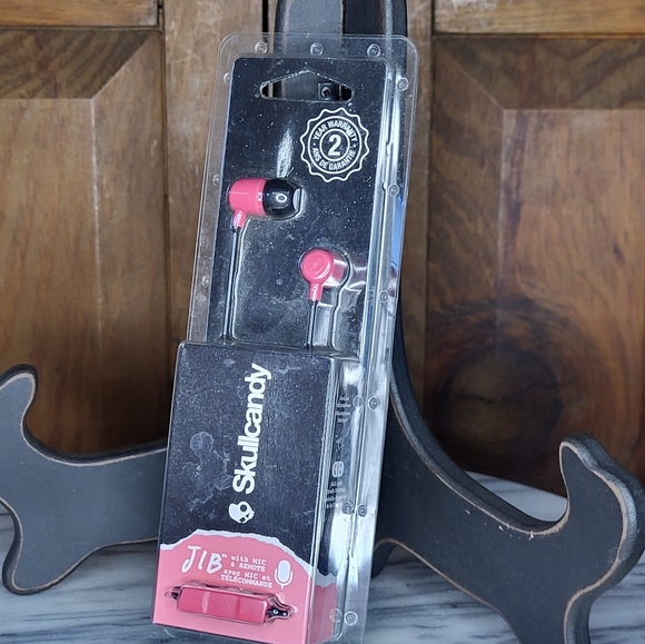 Skullcandy Jib Earbuds - Pink and Black - Picture 3 of 9